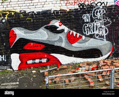 nike schuhe graffiti